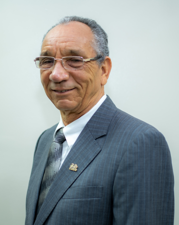 Lic. Mauro Aquino