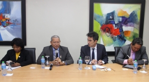Dirección de Contabilidad Gubernamental recibe consultores del Fondo Monetario Internacional
