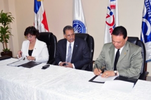 DIGECOG traspasa administración de Registro de Beneficiarios del Gobierno Central a Contrataciones Públicas