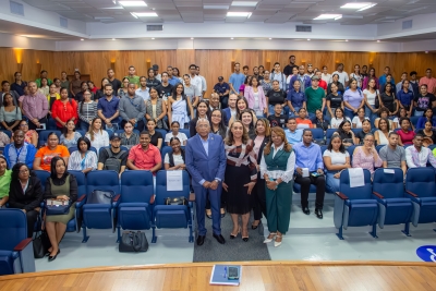 Proyecto “Yo Conozco el Sistema de Contabilidad Gubernamental” impacta a 180 estudiantes de la Universidad O&M